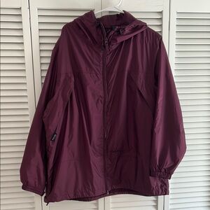 Cabela’s Maroon Hooded Packable Raincoat 2XL